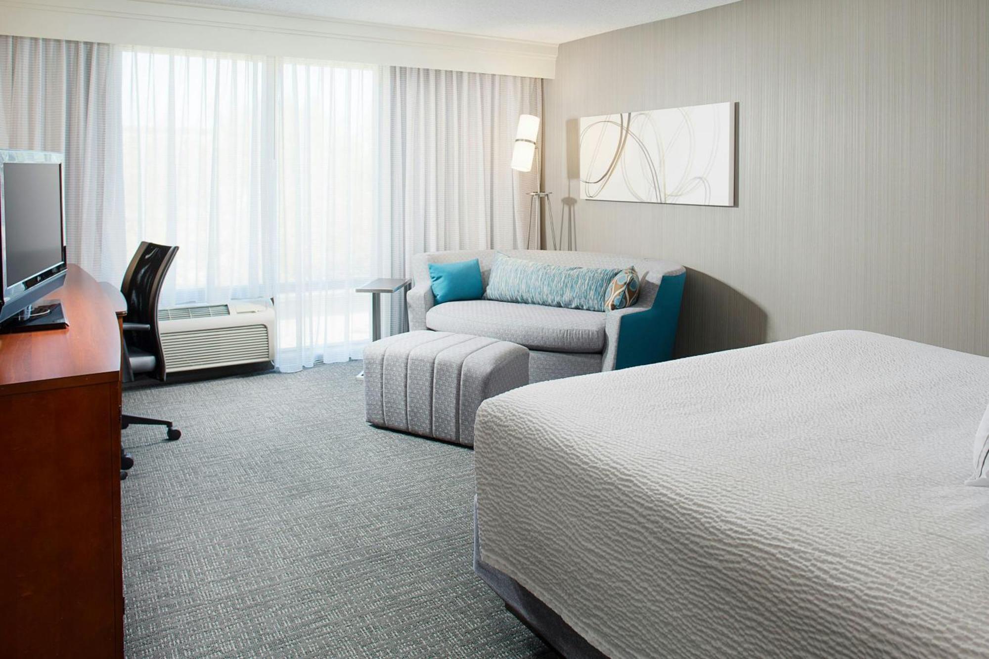 Courtyard By Marriott Fort Lauderdale North/Cypress Creek Exterior photo