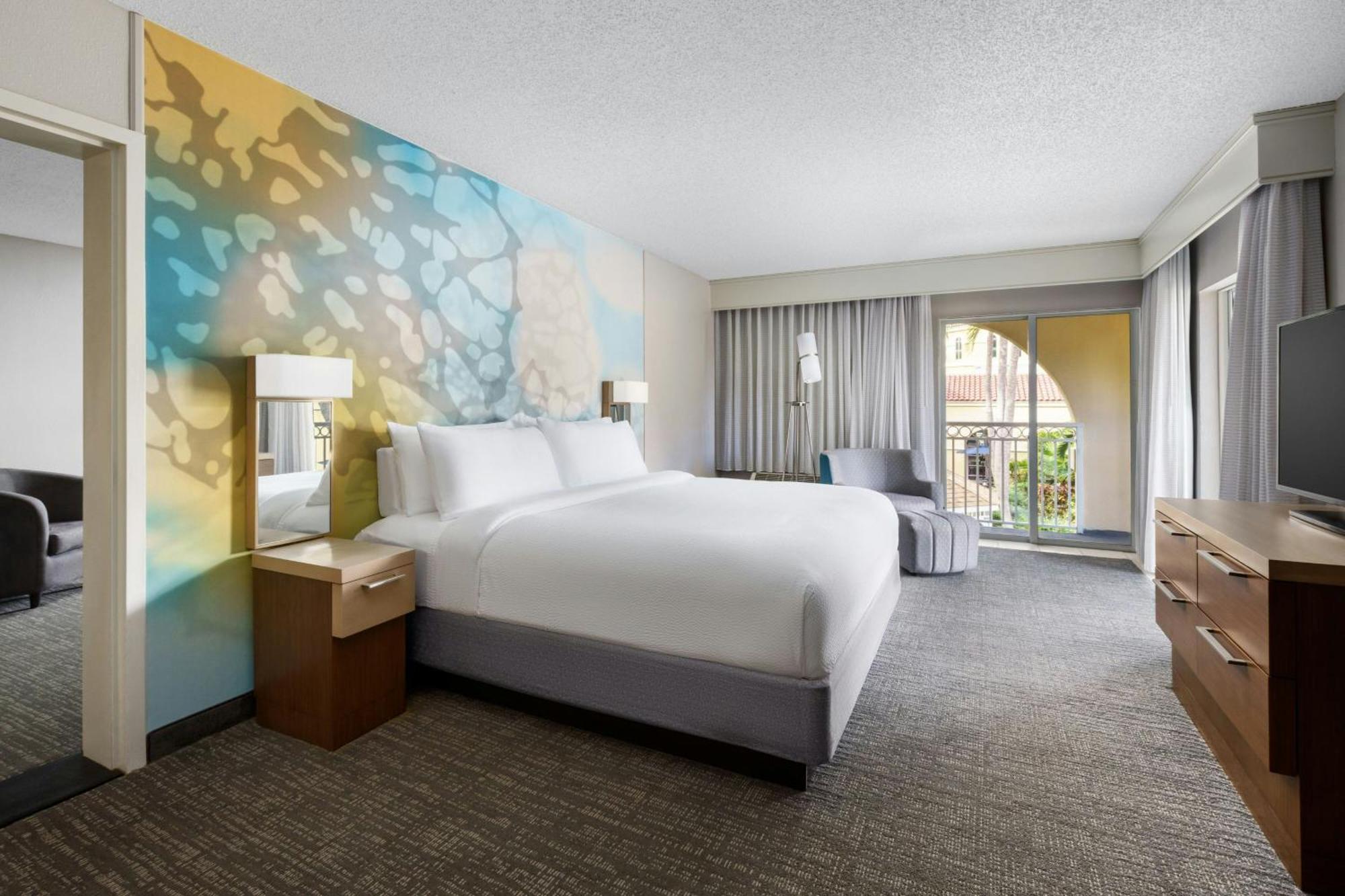 Courtyard By Marriott Fort Lauderdale North/Cypress Creek Exterior photo