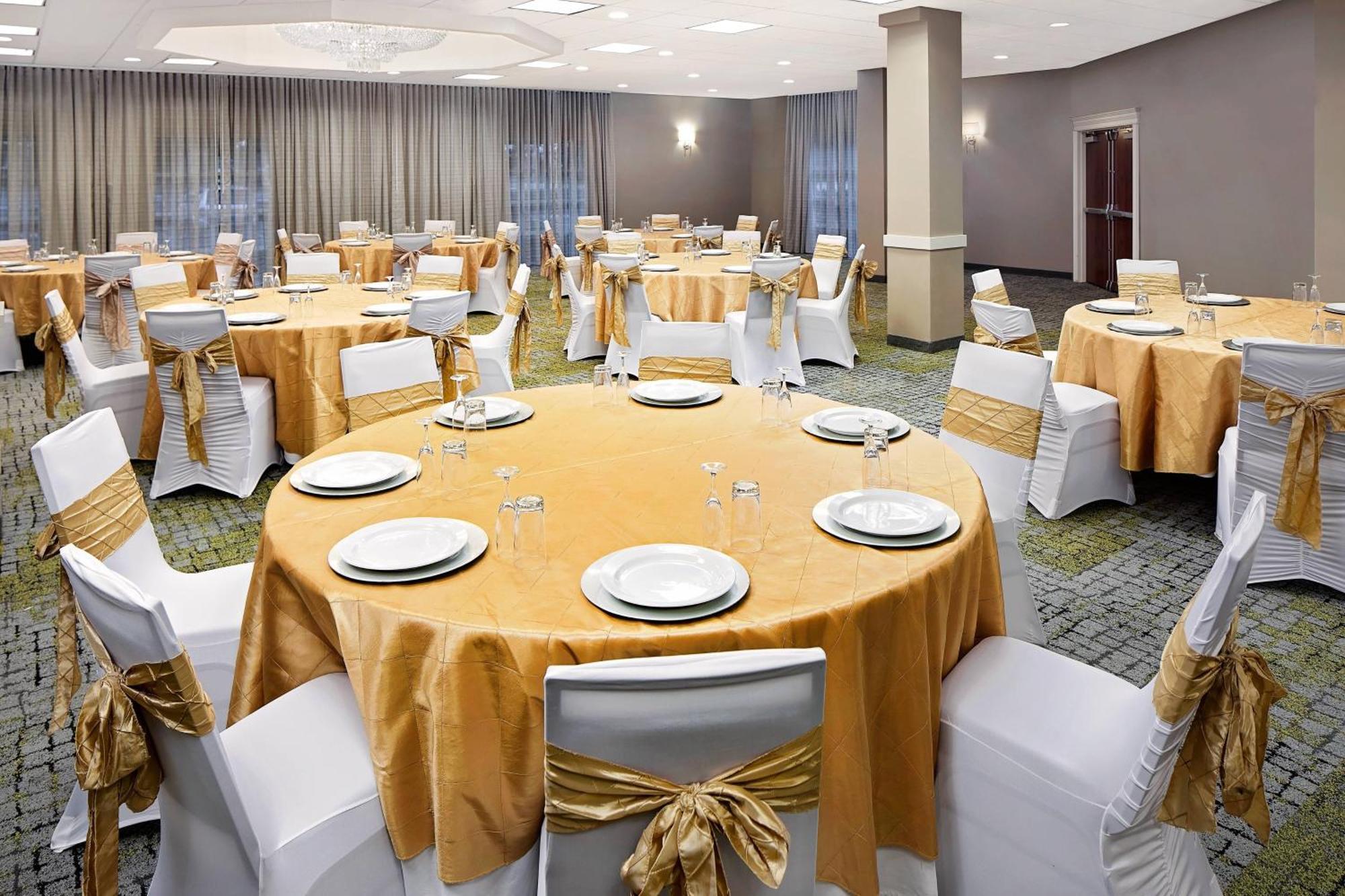 Courtyard By Marriott Fort Lauderdale North/Cypress Creek Exterior photo