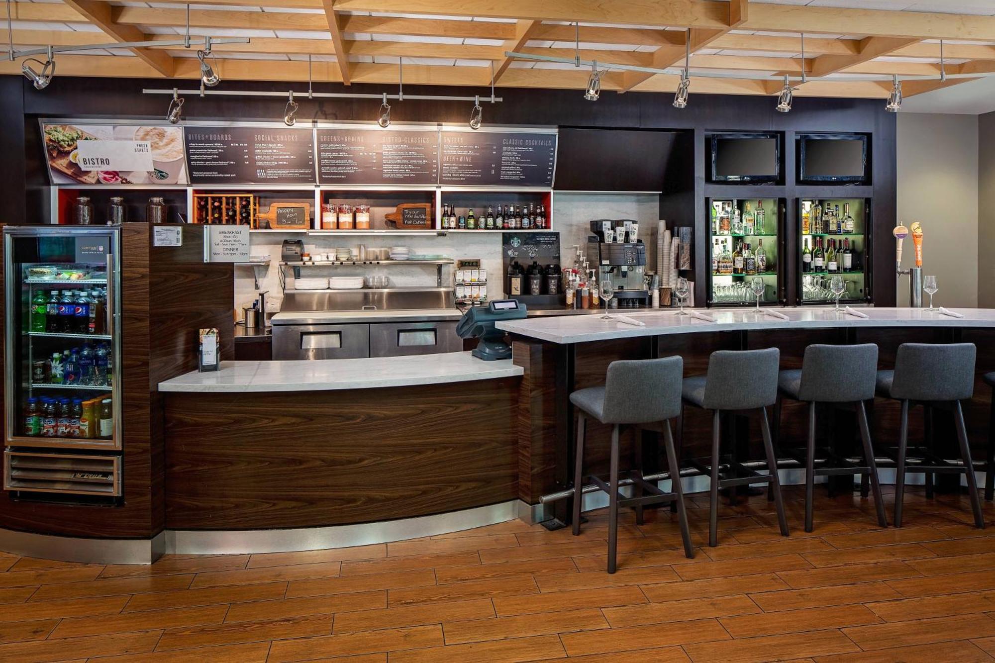 Courtyard By Marriott Fort Lauderdale North/Cypress Creek Exterior photo