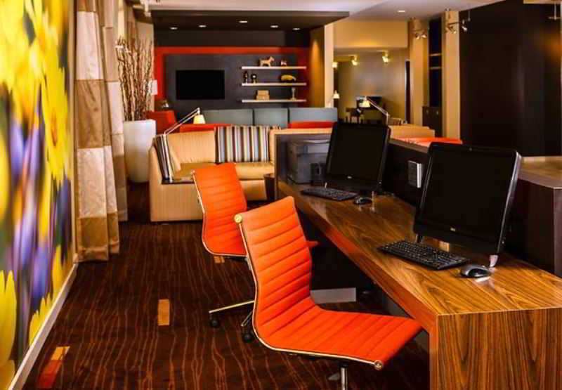 Courtyard By Marriott Fort Lauderdale North/Cypress Creek Exterior photo