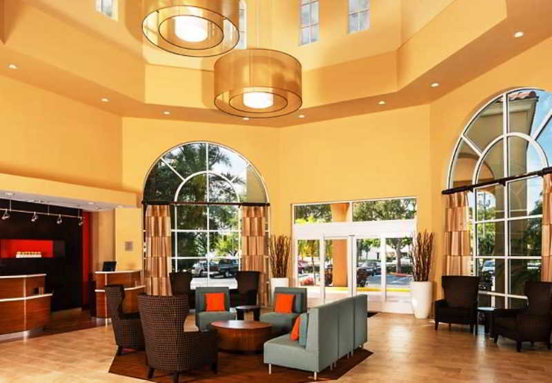 Courtyard By Marriott Fort Lauderdale North/Cypress Creek Exterior photo