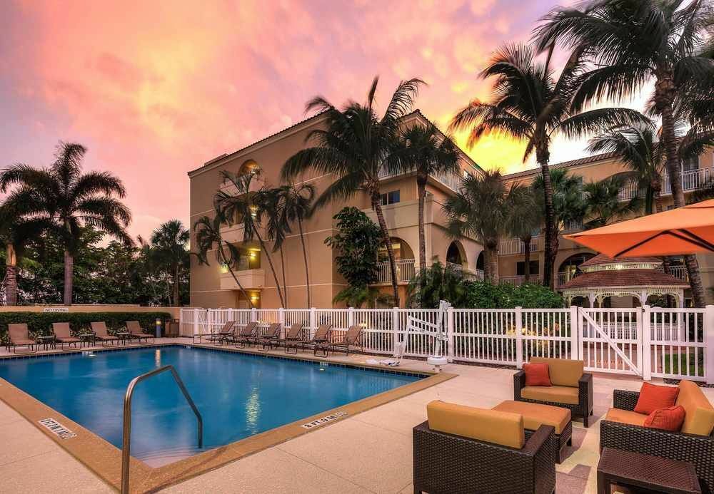 Courtyard By Marriott Fort Lauderdale North/Cypress Creek Exterior photo