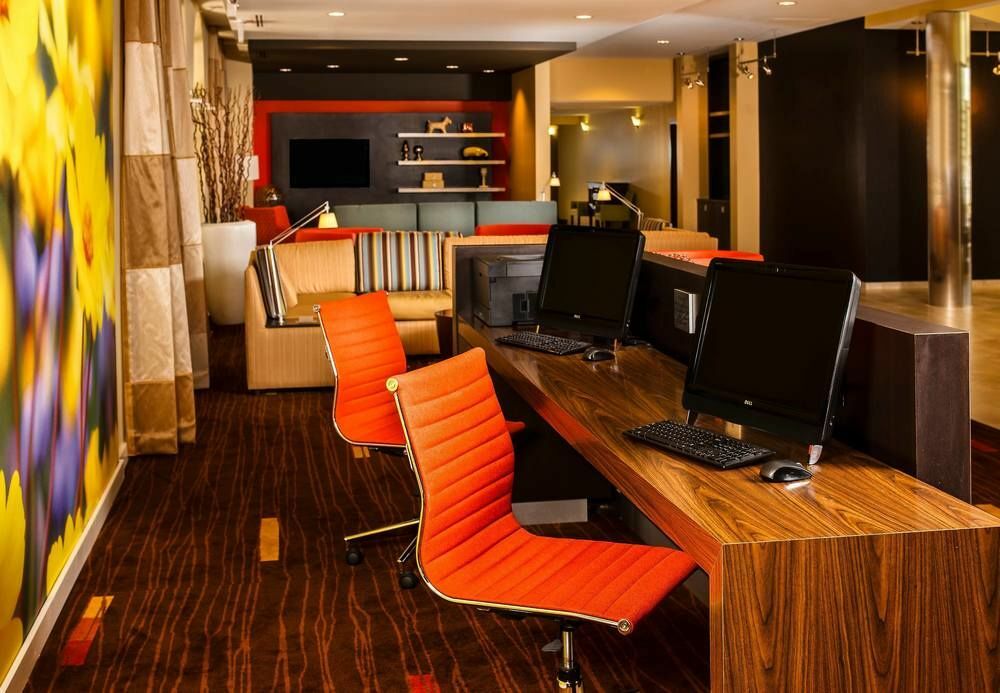 Courtyard By Marriott Fort Lauderdale North/Cypress Creek Exterior photo